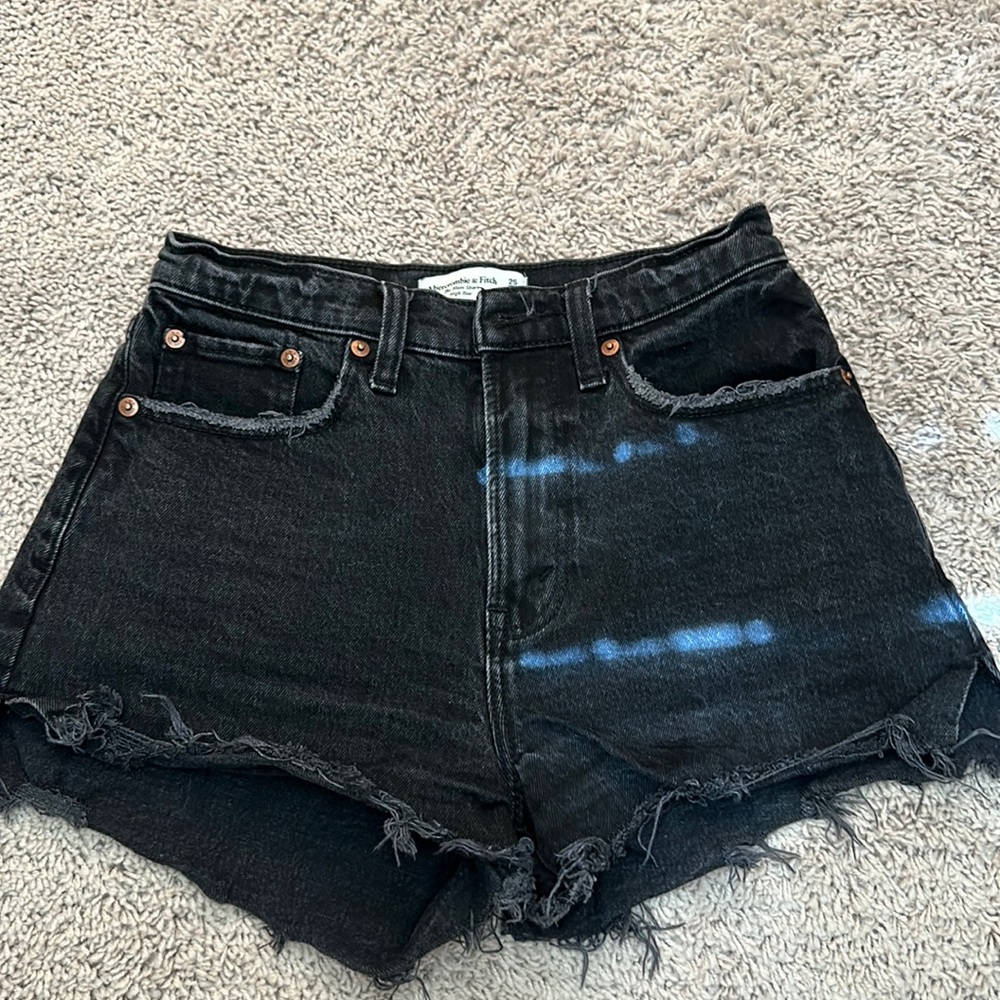 Abercrombie and Fitch The Mom Short